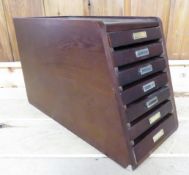 7-Drawer display case