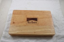 Marlboro Wood Poker Kit