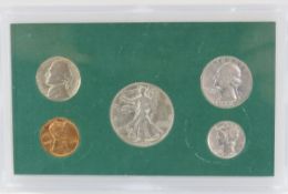 1944 US Type Set in case