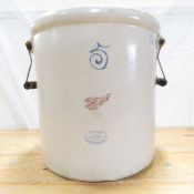 5 Gallon Union Stoneware Red Wing Crock