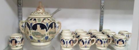 Gerz Castle Medallion Hot Cider Barrel, Lid & Cups