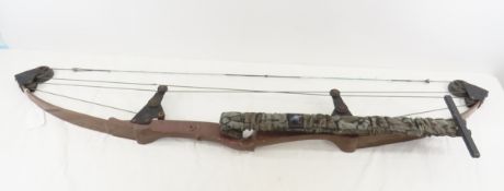Bear Whitetail Hunter compound bow