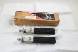 2 Cushman BUCO Buddy Foot Pegs