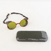 German MG34/42 Gunners goggles & case