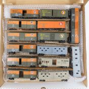 14 HO scale Great Northern Freight Cars