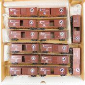 14 HO scale Great Northern Freight cars