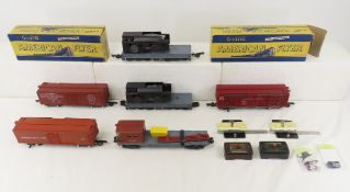 6 American Flyer S Gauge Cars