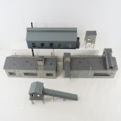 5 HO Scale Built Metal Model Buildings