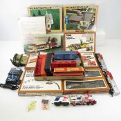 Tyco HO Scale Train Cars, Engine Structures & More