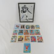 Willie Davis Signed Photo & NFL Football Cards