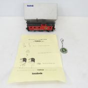 Tenshodo HO Great Northern Caboose with Truck