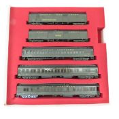 VH Scale Models HO Great Northern Passenger Cars
