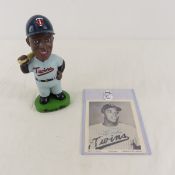 Tony Oliva signed photo card & bobblehead