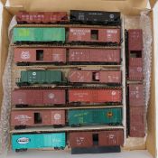 16 HO scale Freight cars – Various RR