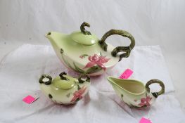 Hull Woodland Teapot, Creamer & Sugar Set