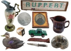 7-10 Knives, Coins, Collectibles & Antiques