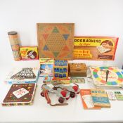 Vintage Board Games, Puzzles & Activity Kits