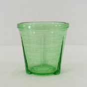 Vidrio 1 Pint Green Uranium Glass Measuring Cup