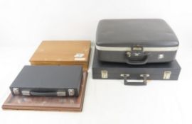 5 knife cases including Case Collector