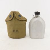 WWII US 1941 Baker Lockwood canteen cover