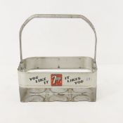 Vintage 7Up metal 6 pack holder