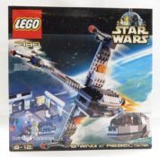Lego 7180 Star Wars B-Wing at Rebel Control Center