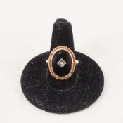 Vintage 10K Gold, Onyx & Diamond 