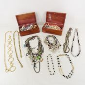 2 Lane Jewelry boxes, Fashion Jewelry & Belts