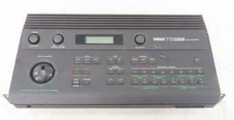 Yamaha TG33 Tone Generator w/Rack Mount- Works