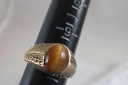 10 Kt Gold Ring 10.6 Grams Size 10