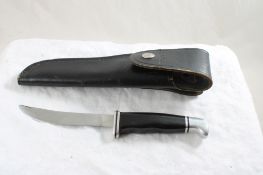 Buck Fixed Blade Knife #118 with Sheath