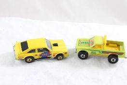 2 Hot Wheels Cars