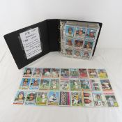 801 1976 Topps Baseball Cards in Binder