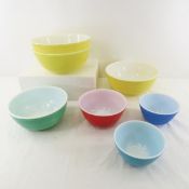 7 Vintage Pyrex Nesting Bowls