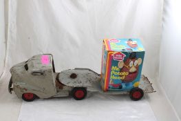 Wyandotte Lowboy, 1980 Hasbro Mr. Potato Head