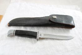 Buck #105 Fixed Blade Knife with Leather Sheath
