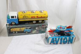 Friction/Sound Oil Tanker, Avion Aircraft Wind-Up