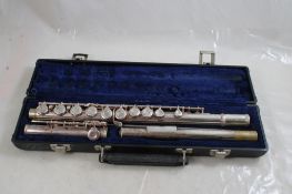 Gemeinhardt Flute M2 #365311 in Case