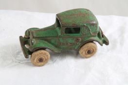 A C Williams Cast Iron AUSTIN Sedan 3 3/4