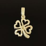 Kleeblatt Anhänger, 333/8k Gelbgold (punziert), Gesamtgewicht 0,63g, Länge ca. 2cm