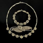 Konvolut Fahrner Schmuck, 3 Teile, Sterlingsilber vergoldet (je punziert), Gesamtgewicht 40,5, best