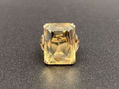 Citrine 9ct gold dress ring