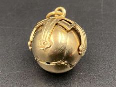 9CT GOLD AND SILVER GILT MASONIC FOB