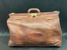 An early 20th century, large stitched leather “Gladstone” travel bag,