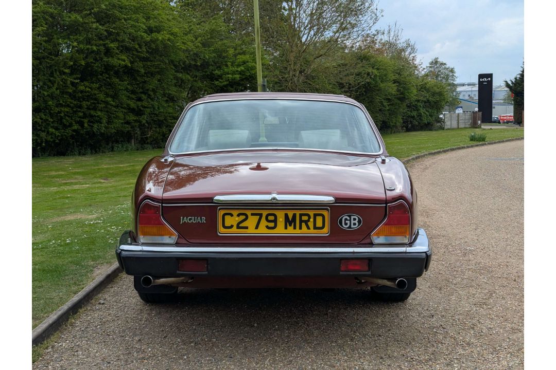 1986 JAGUAR XJ6 3.4 AUTO SERIES III - Image 6 of 30