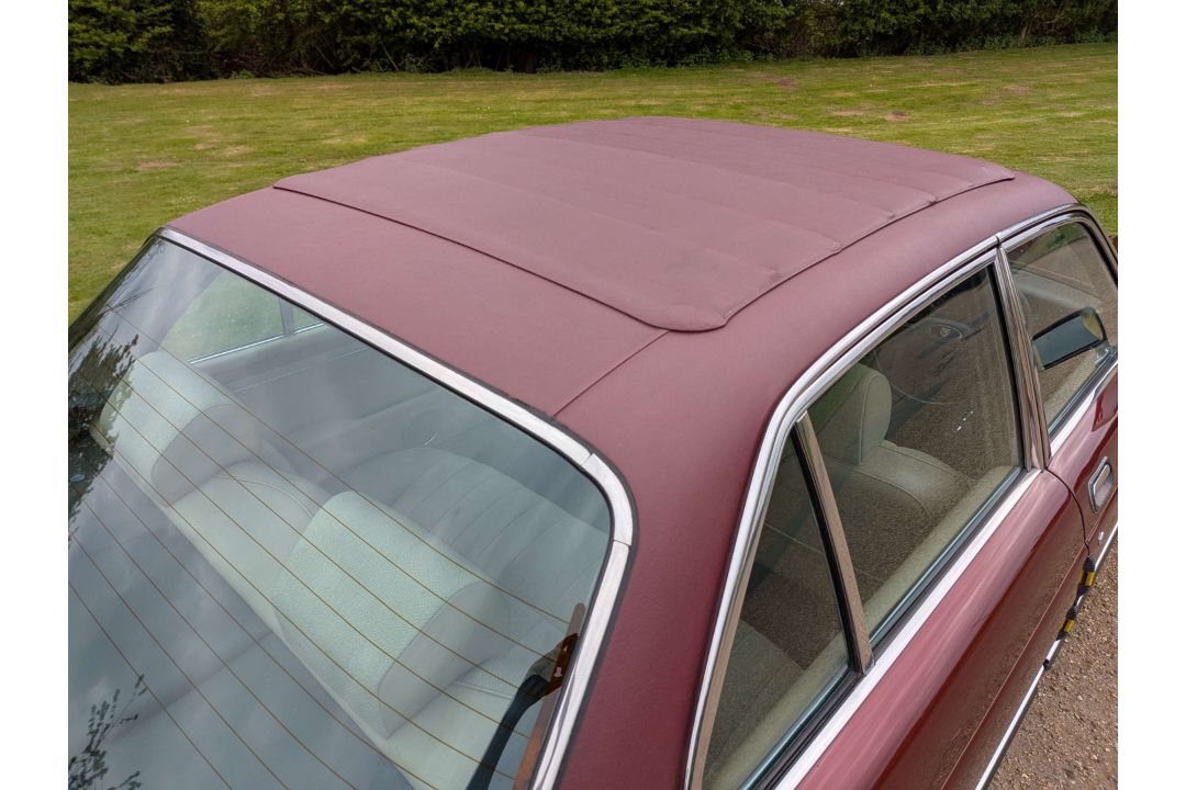 1986 JAGUAR XJ6 3.4 AUTO SERIES III - Image 17 of 30