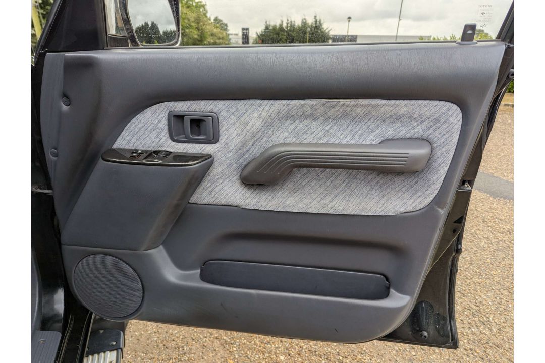 1997 TOYOTA LAND CRUISER PRADO RX AUTO - Image 18 of 30