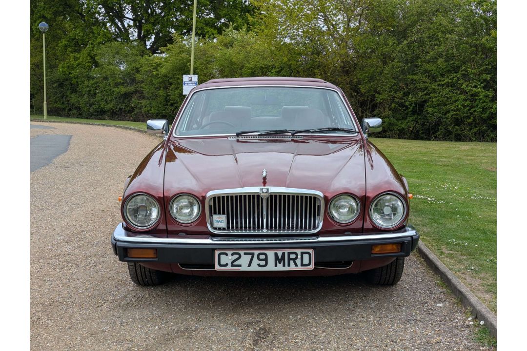 1986 JAGUAR XJ6 3.4 AUTO SERIES III - Image 2 of 30