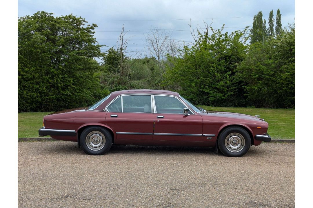 1986 JAGUAR XJ6 3.4 AUTO SERIES III - Image 8 of 30