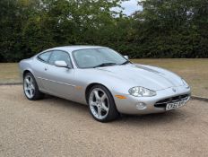 2002 JAGUAR XK8 4.2 COUPE